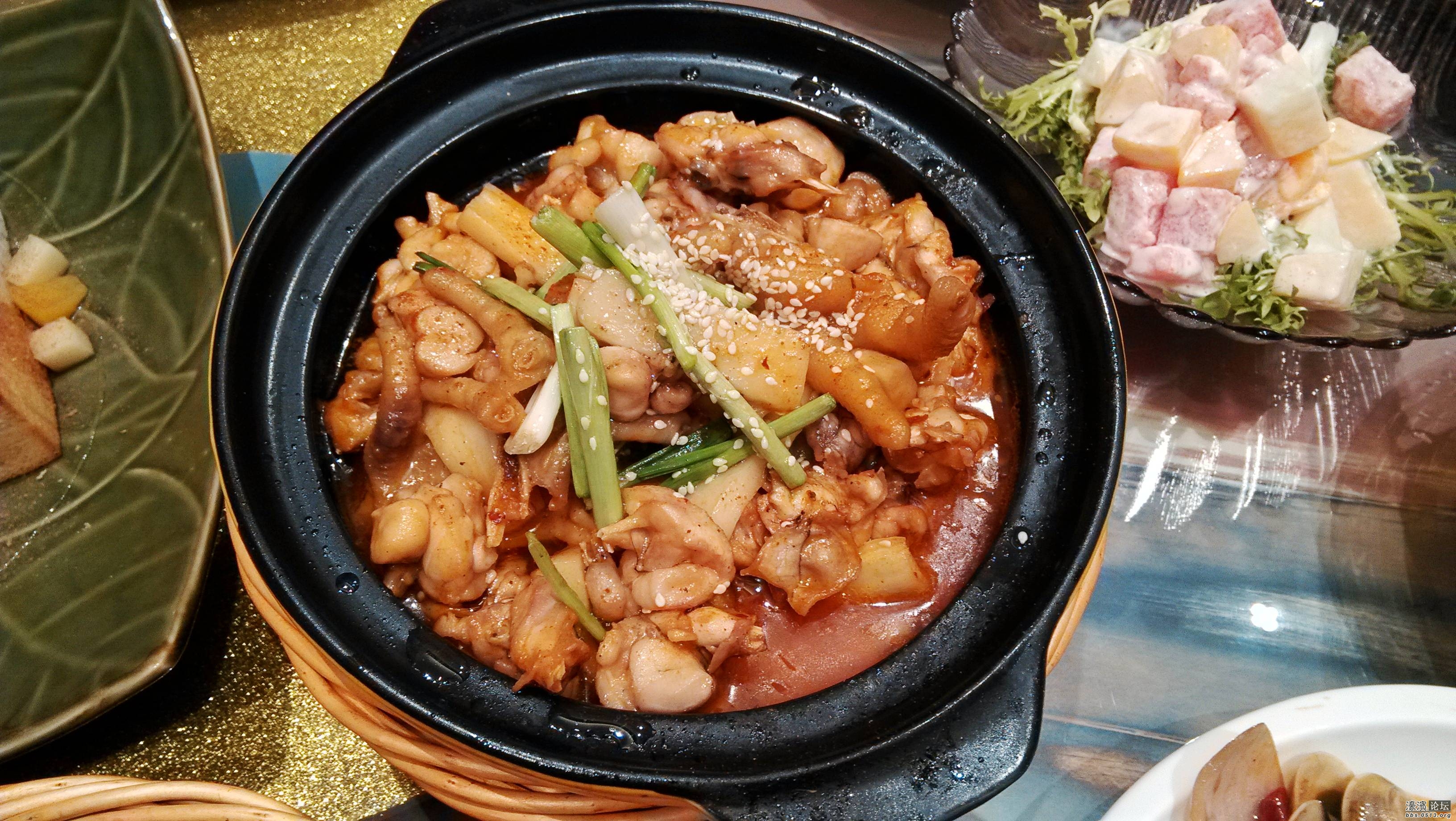 不推荐，鸡爪不烂，不好吃