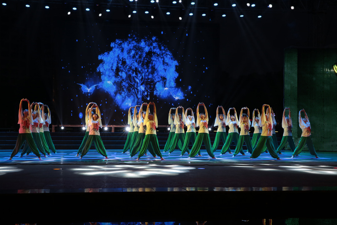 “濠滨夏夜”表演