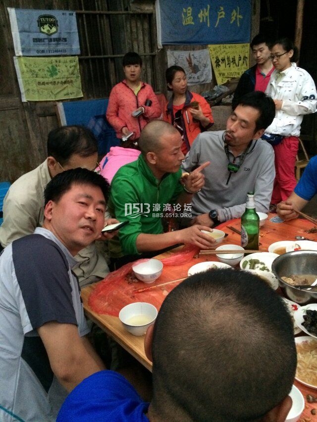 看上去吃吃要动手啊