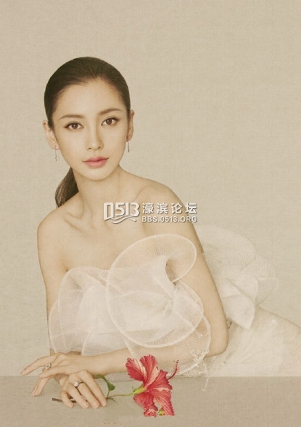 Angelababy婚纱大片