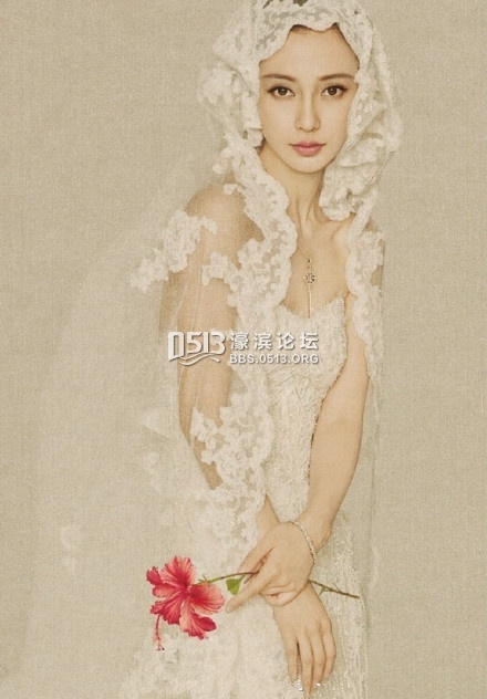 Angelababy婚纱大片
