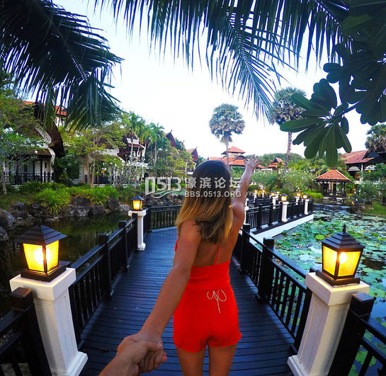 牵着女友去旅行亚洲版