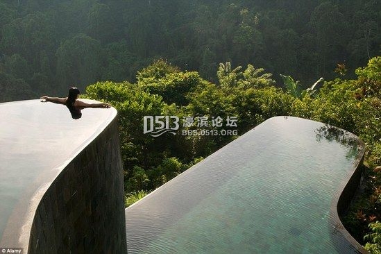 最奇葩的泳池