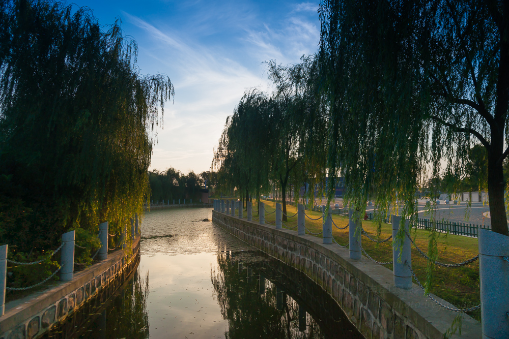 普贤禅寺荷花20151-250 秒 (f - 6.3)ISO 10024 mm-2.JPG