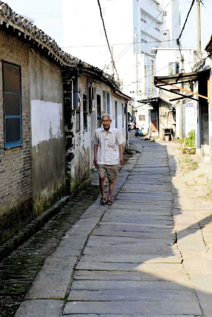 南街--大巷西