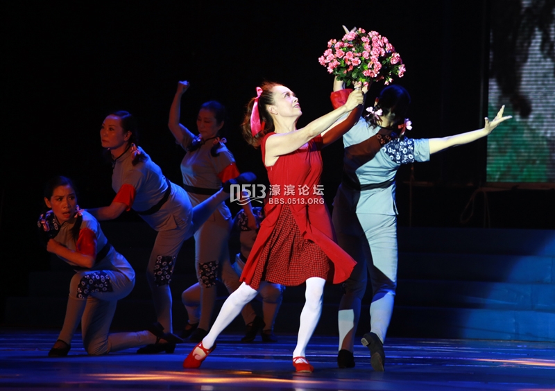 065551zchrch00pbcc4ep6.jpg