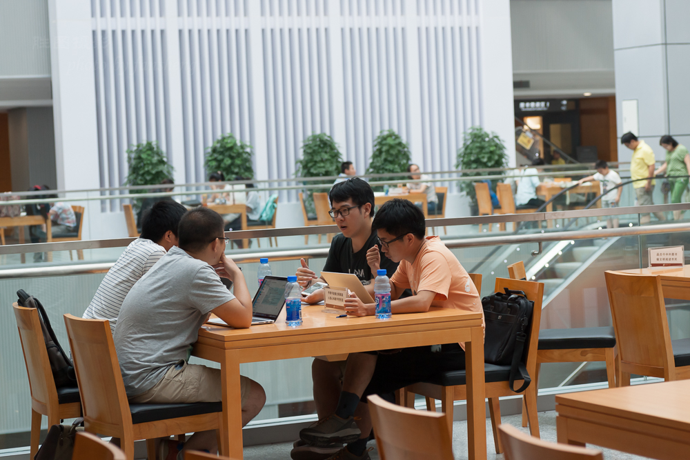 南通图书馆20151-160 秒 (f - 5.6).JPG