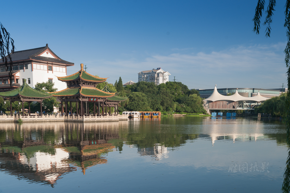 濠河风景20151-60 秒 (f - 9.0)ISO 10040 mm.jpg