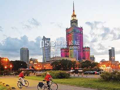 什么是正宗的苏联式建筑？上海书展所在的中苏友好大厦算吗