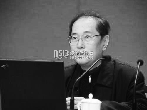 纪念杨成凯︱“天假我一年，我将把三本书写完”