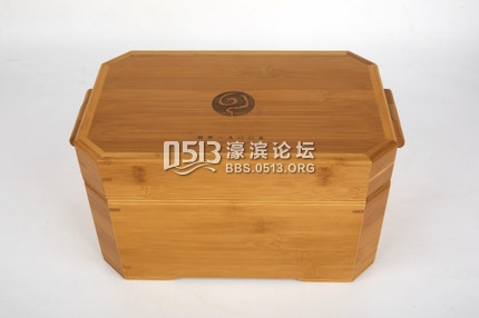 上海书展︱购书记：买书送折扇送按摩器，大家都很拼！