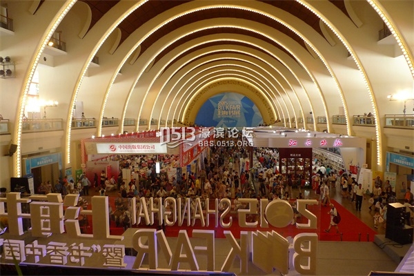 上海书展︱网友面基85后译者，妹子们来见相声演员