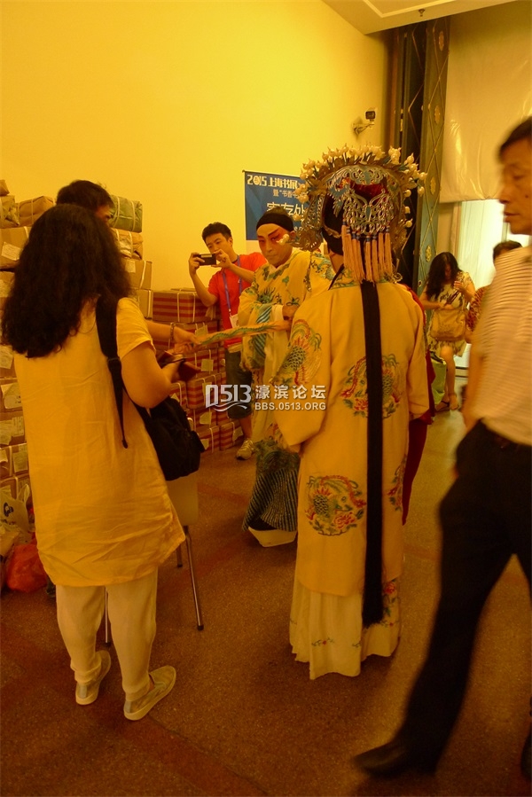 上海书展︱网友面基85后译者，妹子们来见相声演员