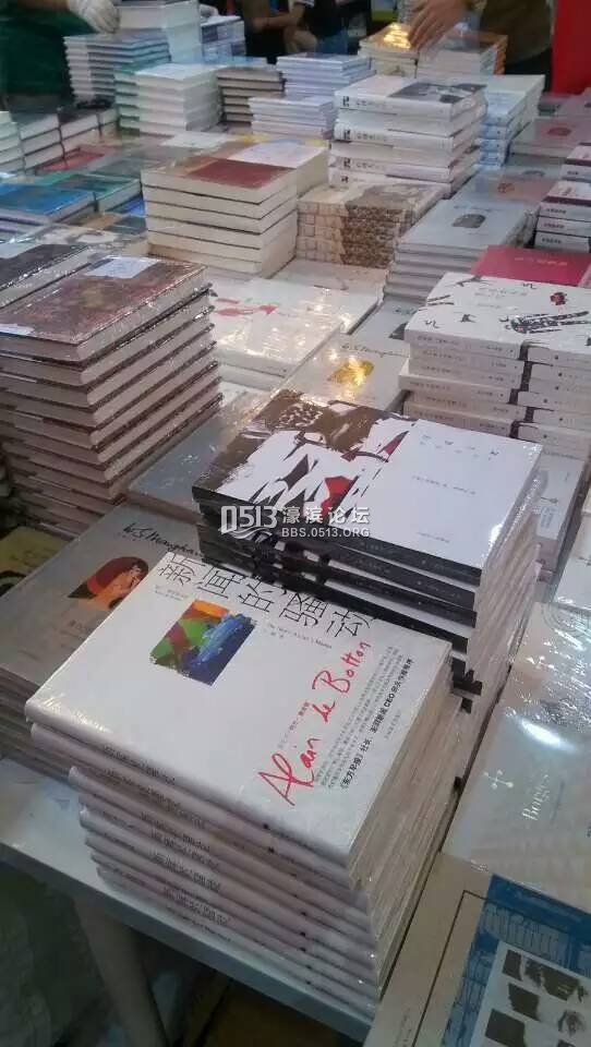 上海书展︱看！那些布展的年轻人