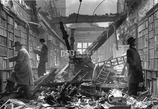 陈平原：今日大学，找不出抗战时那么明亮、干净与自信的合影