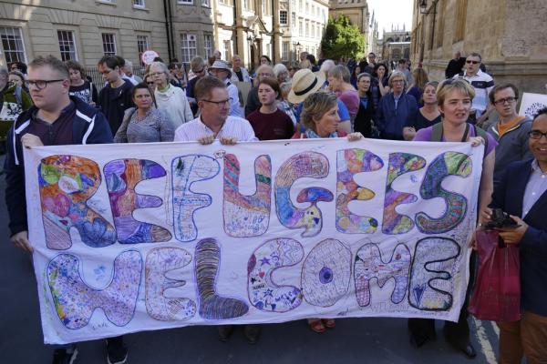 欧洲难民潮背后：各国“秀姿态”的同时也各有考量