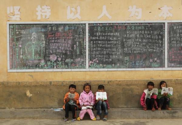 农村“撤点并校”狂热背后的危机