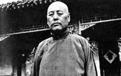 甲级战犯︱土肥原贤二：日军头号“中国通”帮助溥仪出逃