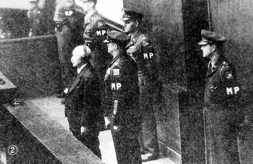 甲级战犯︱土肥原贤二：日军头号“中国通”帮助溥仪出逃