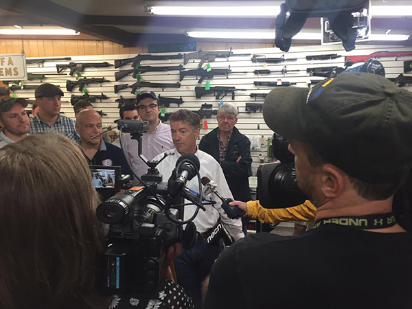 美国大选 | 深入一线：我参加了保守派大佬的总统竞选团队