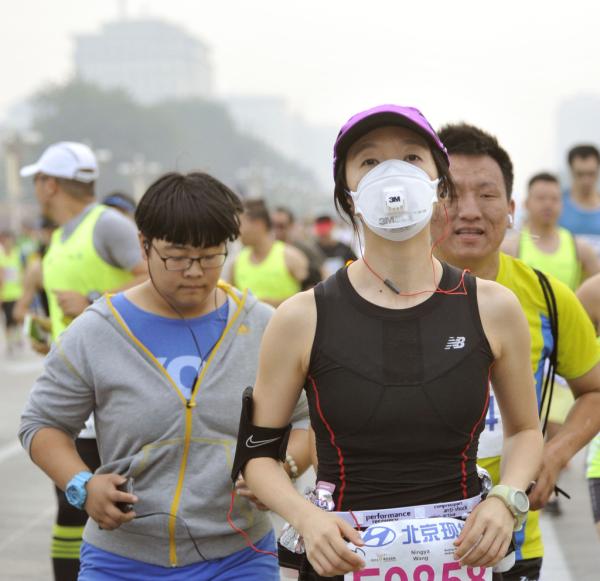 这届北马救回了心脏骤停跑者，补水不足却遭众跑友吐槽