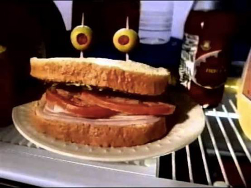 孩子为啥害怕这些？挠破头你都想不明白