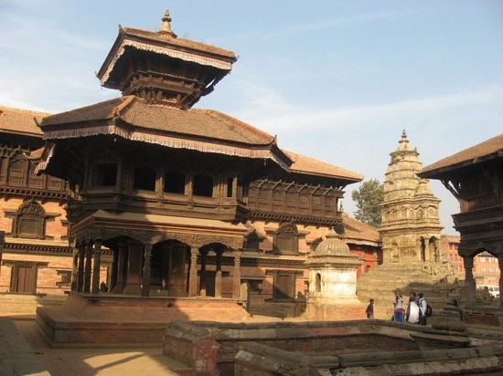 10月的尼泊尔，诸神的集市重新开启