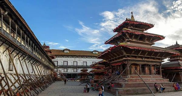 10月的尼泊尔，诸神的集市重新开启