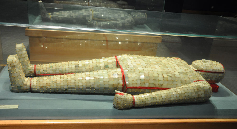 故宫建院90周年︱田中角荣参观故宫博物院都看了什么宝贝