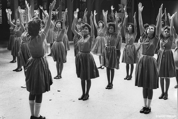 眼光|自动过滤掉暴力和色情的镜头，一样能拍出绝顶好照片