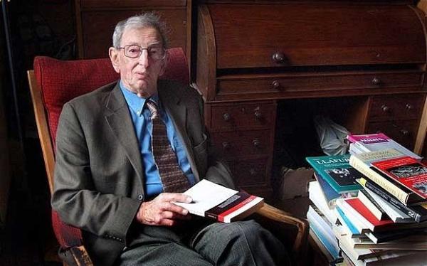 霍布斯鲍姆逝世三周年：他让无数人了解了英国上千年的历史