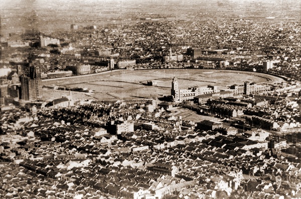 十一逛上海：洋人的跑马厅如何变成人民广场