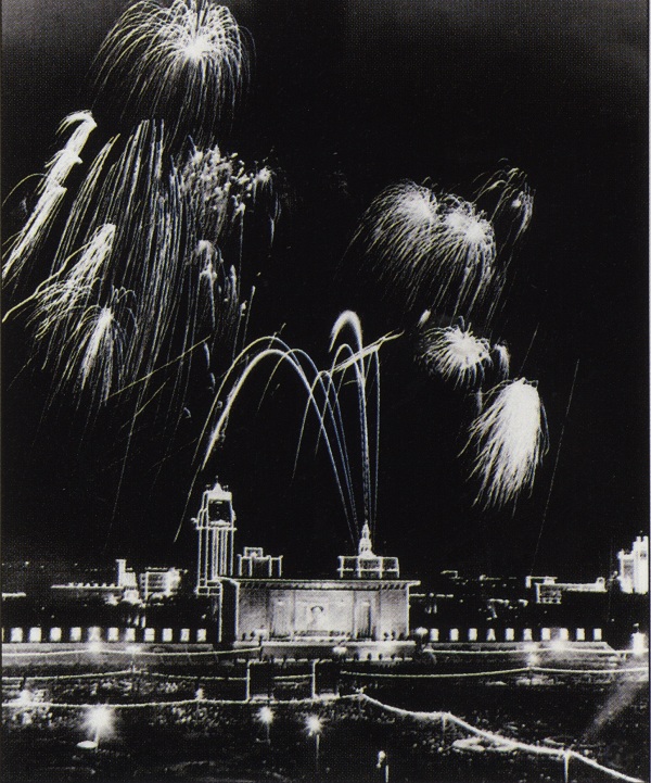 十一逛上海：洋人的跑马厅如何变成人民广场