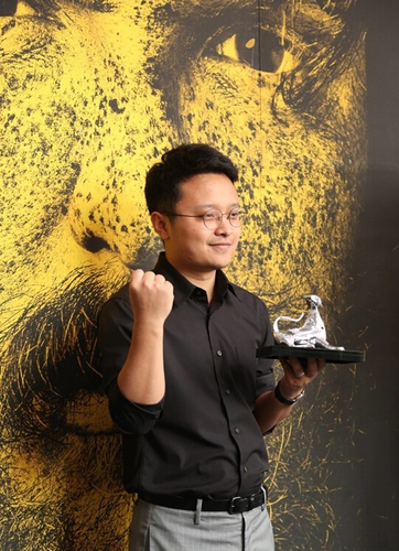 《路边野餐》角逐金马奖，26岁毕赣提名最佳新导演