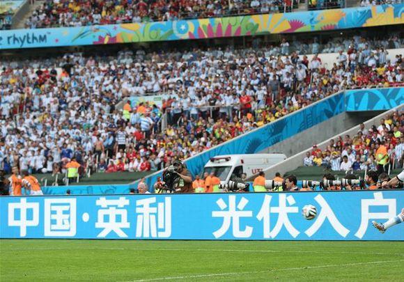 国际足联顶级赞助商集体“逼宫”，布拉特：要我离职？没门