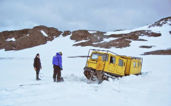 他不是亿万富翁，却去过全世界198国