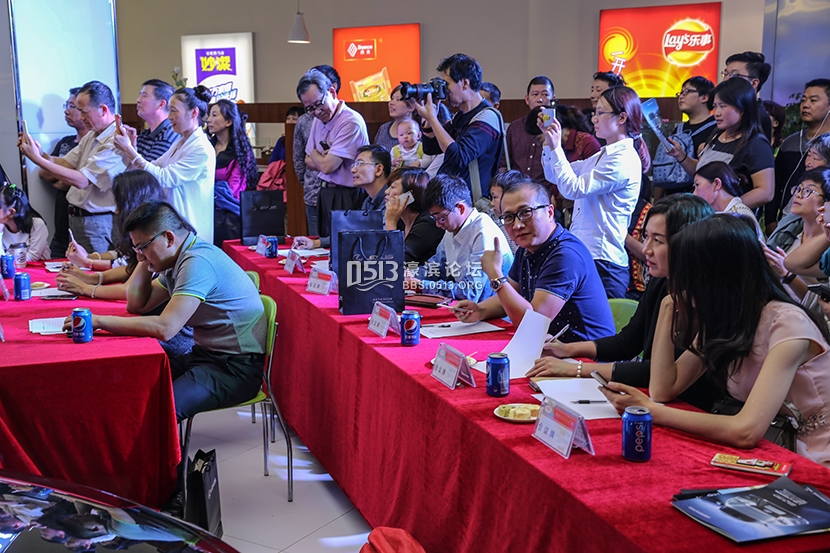 南通举行颖视文化杯城市超模大赛 (4).jpg