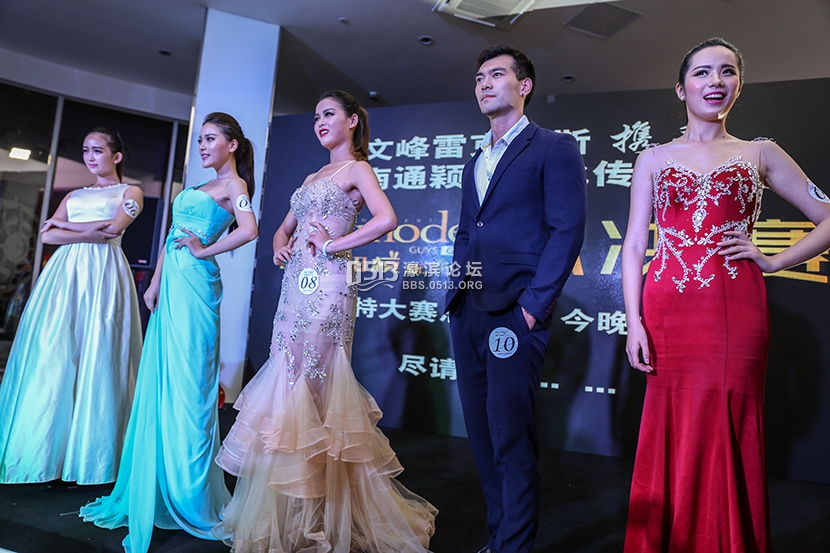 南通举行颖视文化杯城市超模大赛 (7).jpg