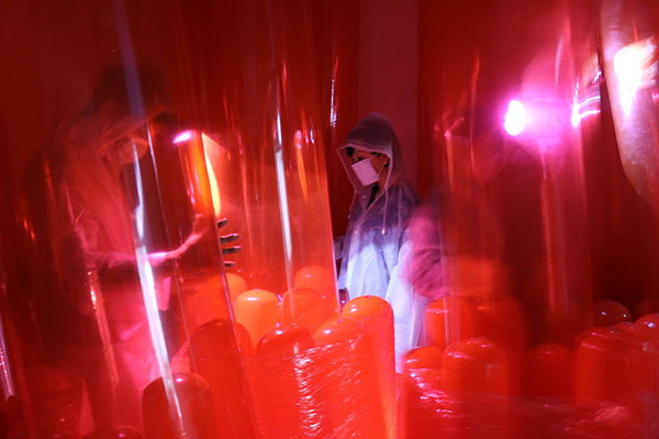 看展览| 和艺术家一起，行一场“单身礼”