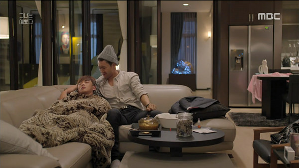 惦记了十几年的初恋变丑了，怎么破