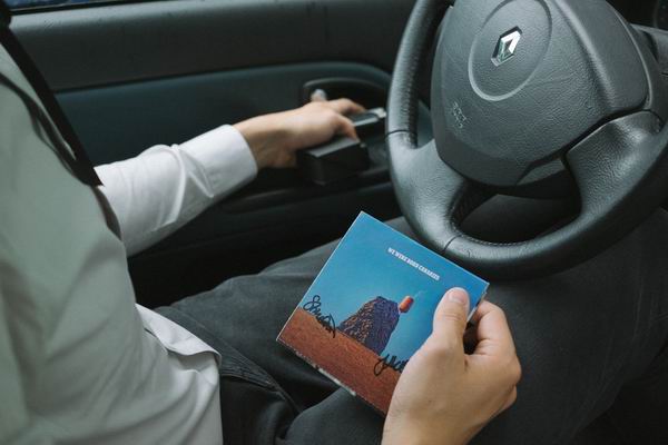 这个新娘，自己给自己的婚礼当了回摄影师