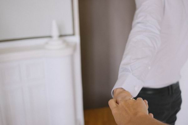 这个新娘，自己给自己的婚礼当了回摄影师