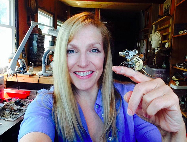 生锈的齿轮，在她手中变成让人珍藏的宝贝