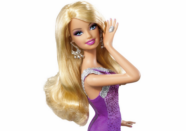 典型的芭比娃娃特征。图片来自：www.joylot.com