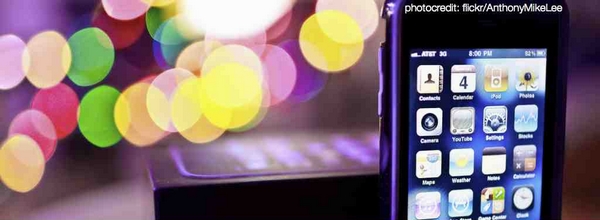 人工智能及信息技术创造了新的谋生形式，推动了经济发展，也拓展了我们的生活，让我们能够投身于做梦也不曾想过的事（图片来源：AnthonyMikeLee/flicker，film315s.com）