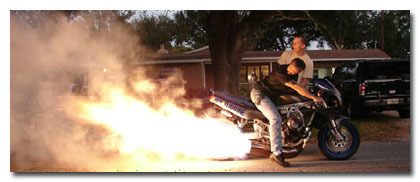 再敢追我试试！