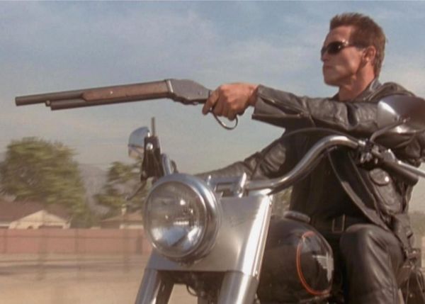 《终结者》，温彻斯特1887。