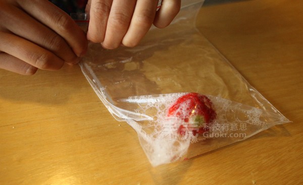 GEEK厨房之草莓酱，和一坨肉眼可见DNA