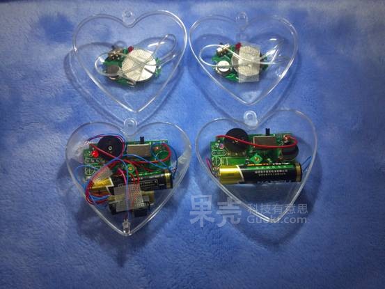 GEEK小浪漫：靠在一起就会闪烁的心