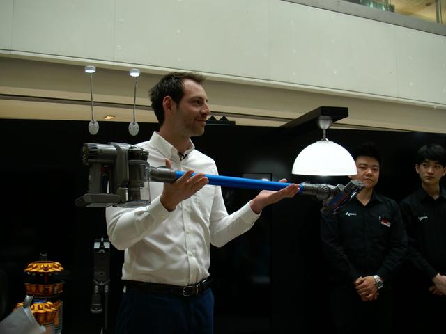 吸尘器里的空气涡旋